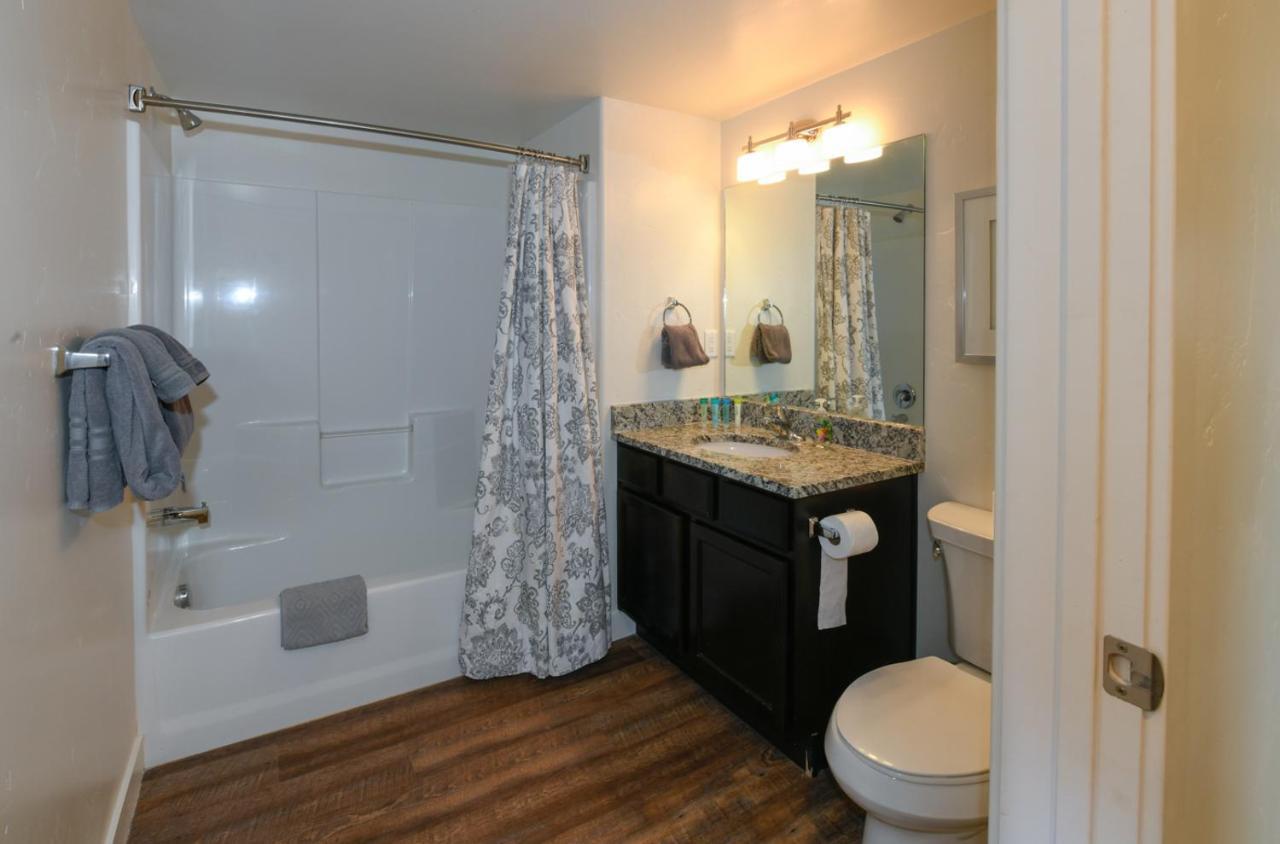 Moab Redcliff Condos Dean Re Экстерьер фото