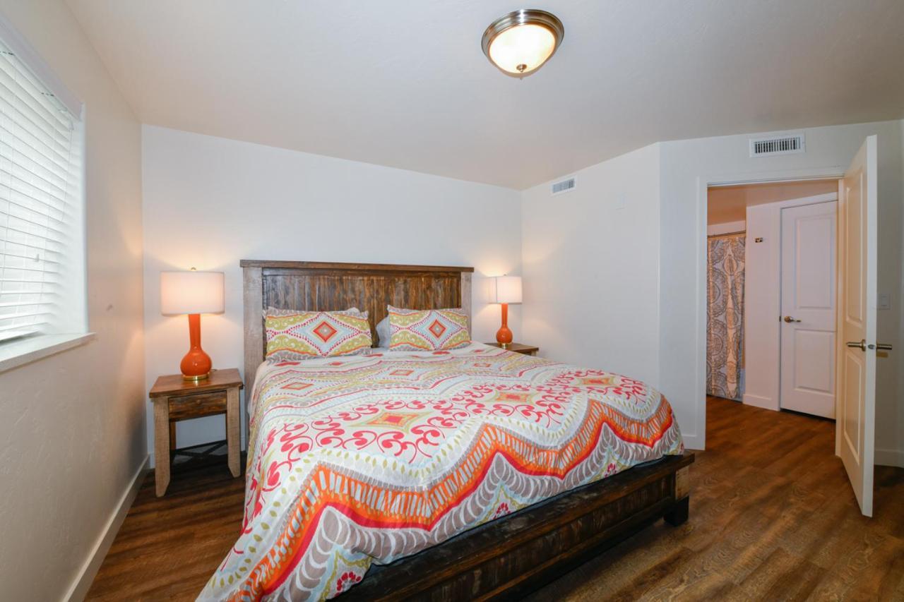 Moab Redcliff Condos Dean Re Экстерьер фото