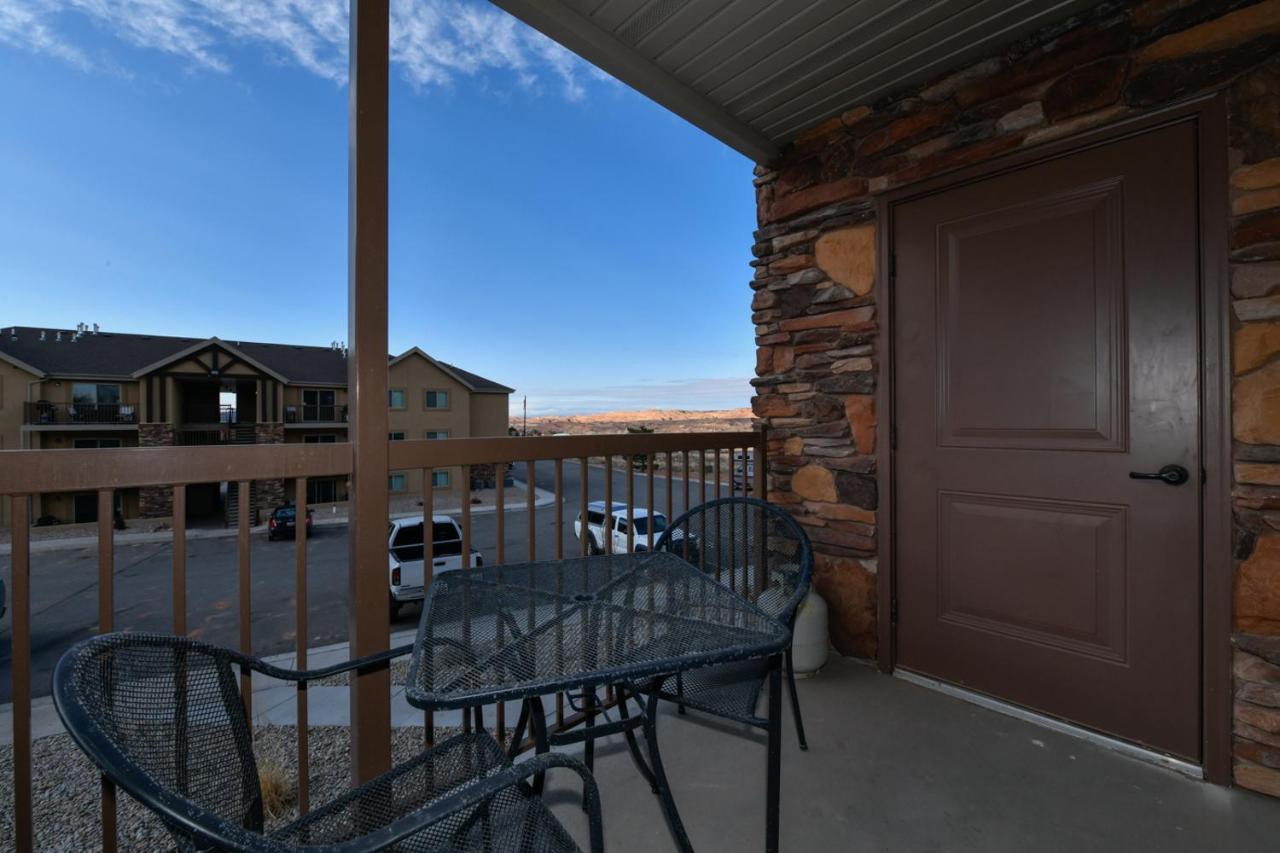 Moab Redcliff Condos Dean Re Экстерьер фото