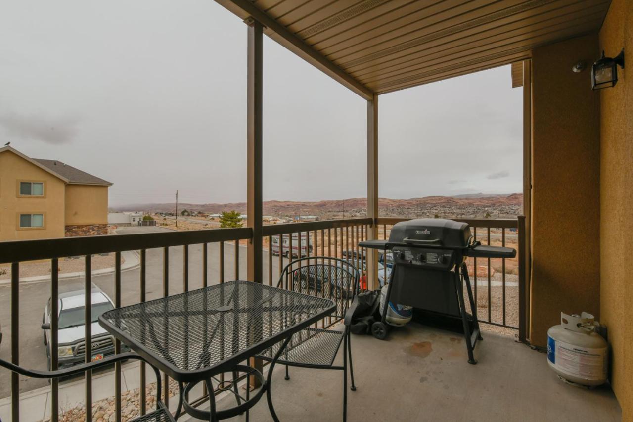 Moab Redcliff Condos Dean Re Экстерьер фото