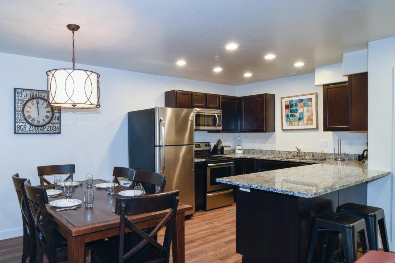 Moab Redcliff Condos Dean Re Экстерьер фото