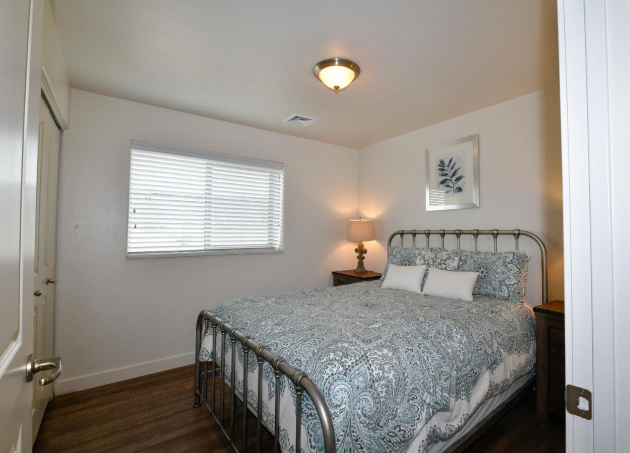 Moab Redcliff Condos Dean Re Экстерьер фото