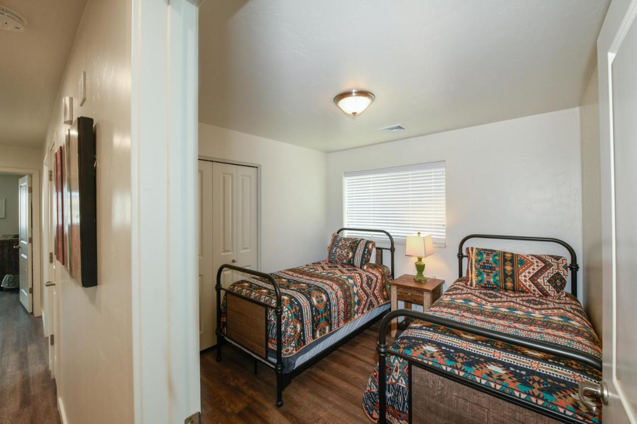 Moab Redcliff Condos Dean Re Экстерьер фото
