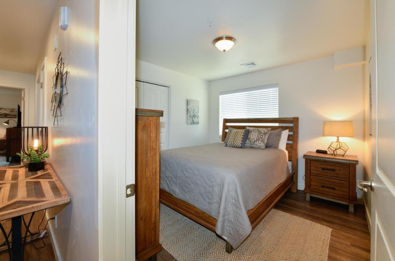Moab Redcliff Condos Dean Re Экстерьер фото
