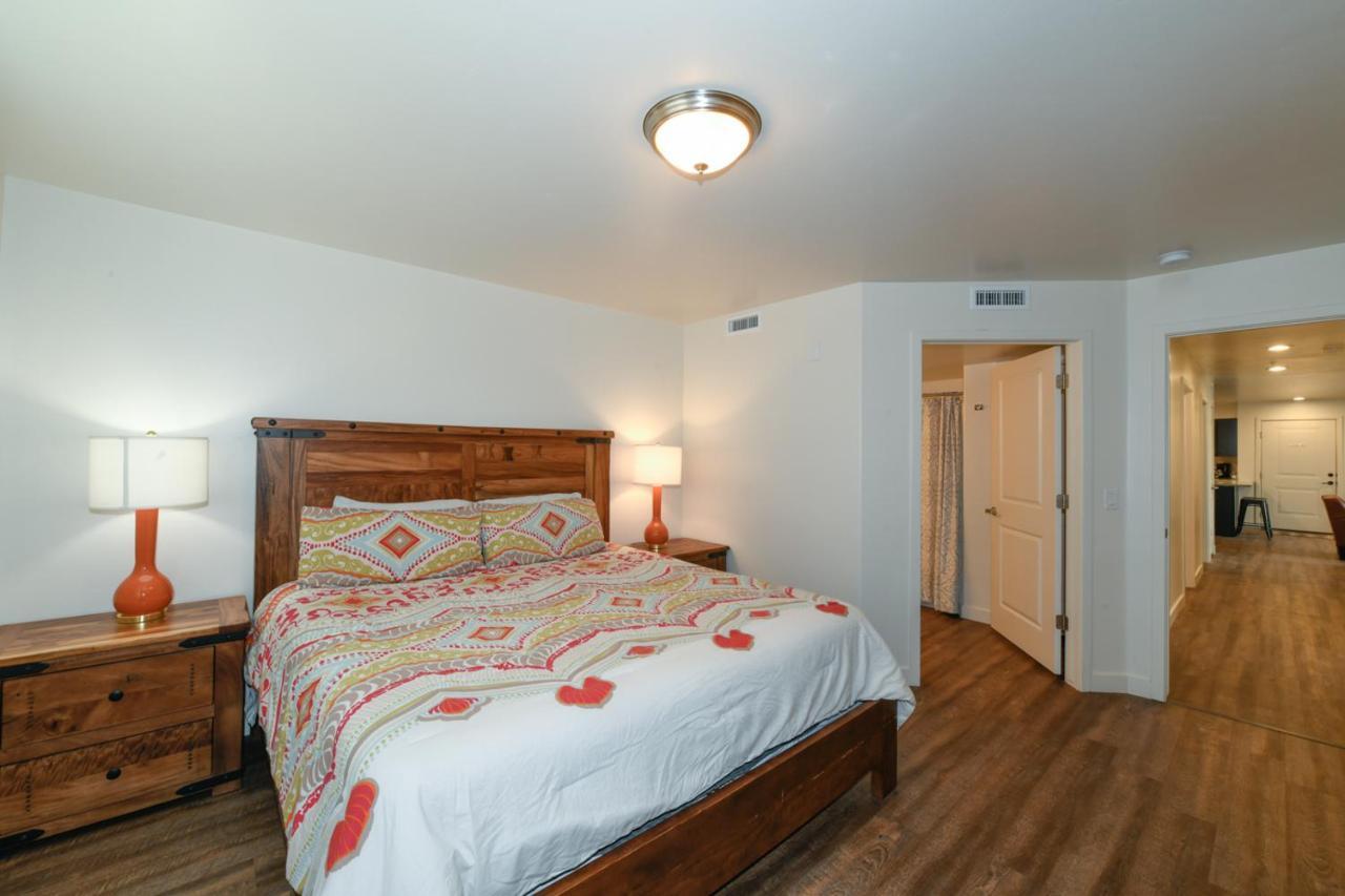 Moab Redcliff Condos Dean Re Экстерьер фото