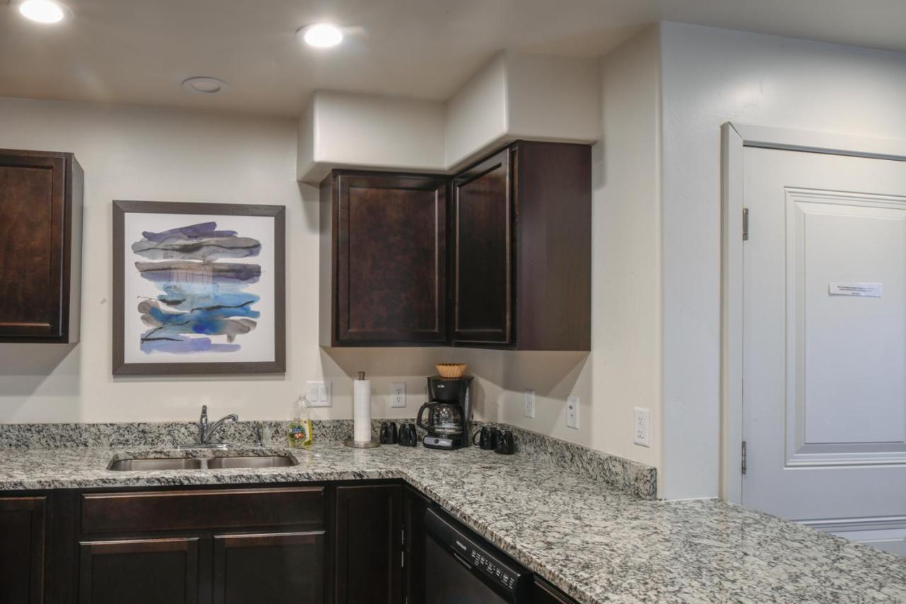 Moab Redcliff Condos Dean Re Экстерьер фото