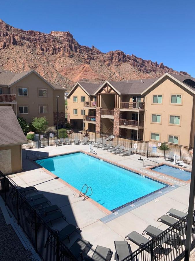 Moab Redcliff Condos Dean Re Экстерьер фото